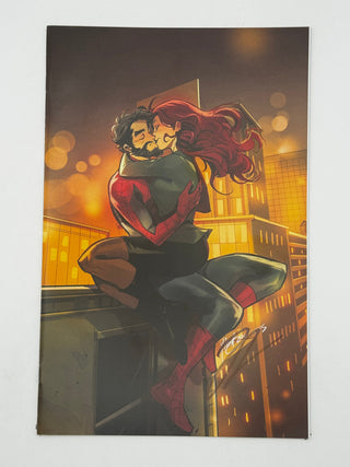 Ultimate Spider-Man #15 Unknown Comics Mirka Andolfo Exclusive Virgin Variant - Signed by Jonathan Hickman!