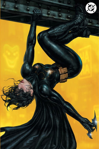 Batgirl #17 - Kyuyong Eom C2E2 2026 Exclusive Foil Variant!