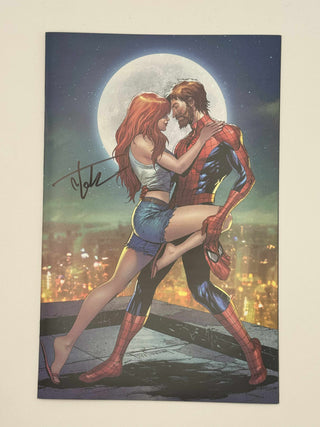 ULTIMATE SPIDER-MAN #4 UNKNOWN COMICS TYLER KIRKHAM EXCLUSIVE VIRGIN VARIANT - SIGNED BY TYLER KIRKHAM!